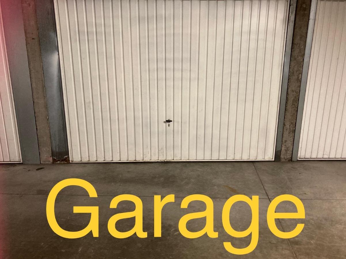 O Zee App,Garage 200M Van Strand En Centrum Koksijde Exterior foto